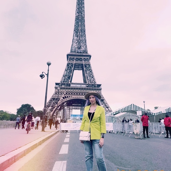 Meet your Posher, Mel. - Picture 4 of 4